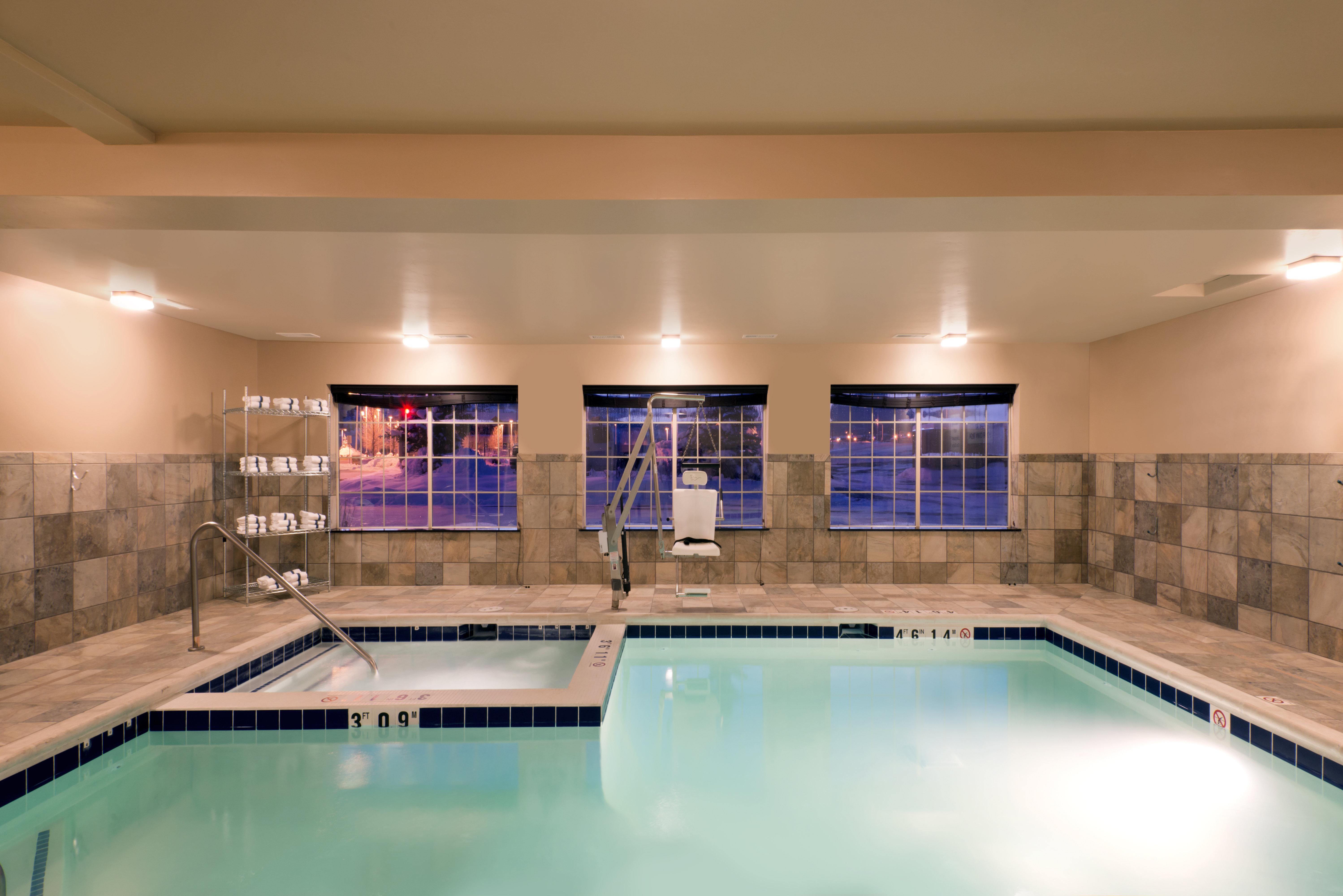 Holiday Inn Express Hotel & Suites Fraser Winter Park Area By Ihg Exterior foto